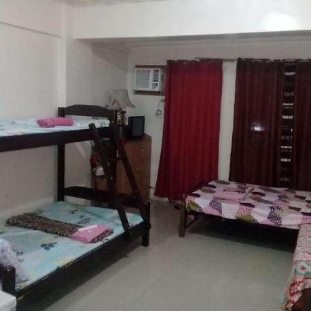 Ekonumi Rooms At Moonwalk Paranaque Paranaque City Dış mekan fotoğraf