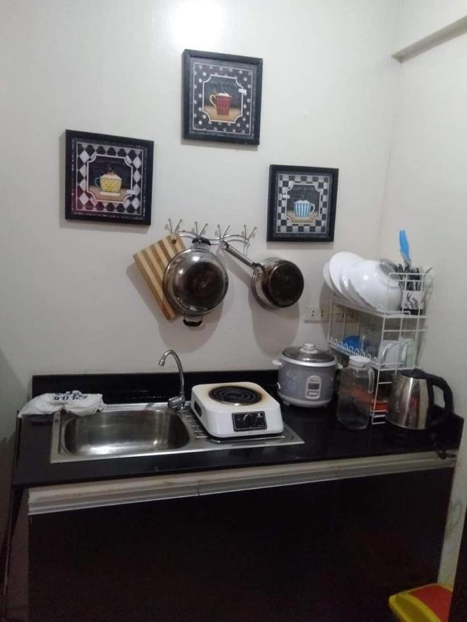 Ekonumi Rooms At Moonwalk Paranaque Paranaque City Dış mekan fotoğraf