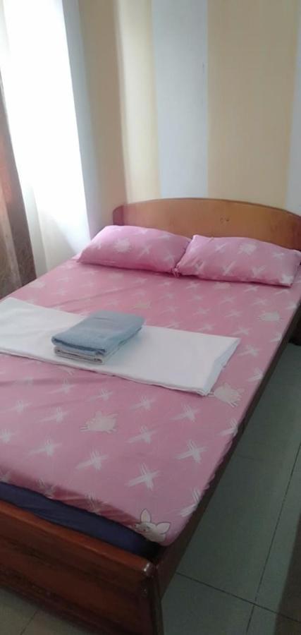 Ekonumi Rooms At Moonwalk Paranaque Paranaque City Dış mekan fotoğraf