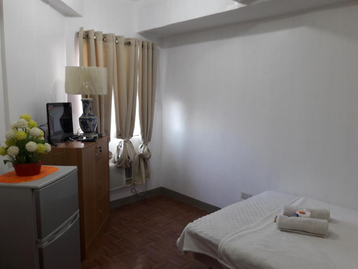 Ekonumi Rooms At Moonwalk Paranaque Paranaque City Dış mekan fotoğraf