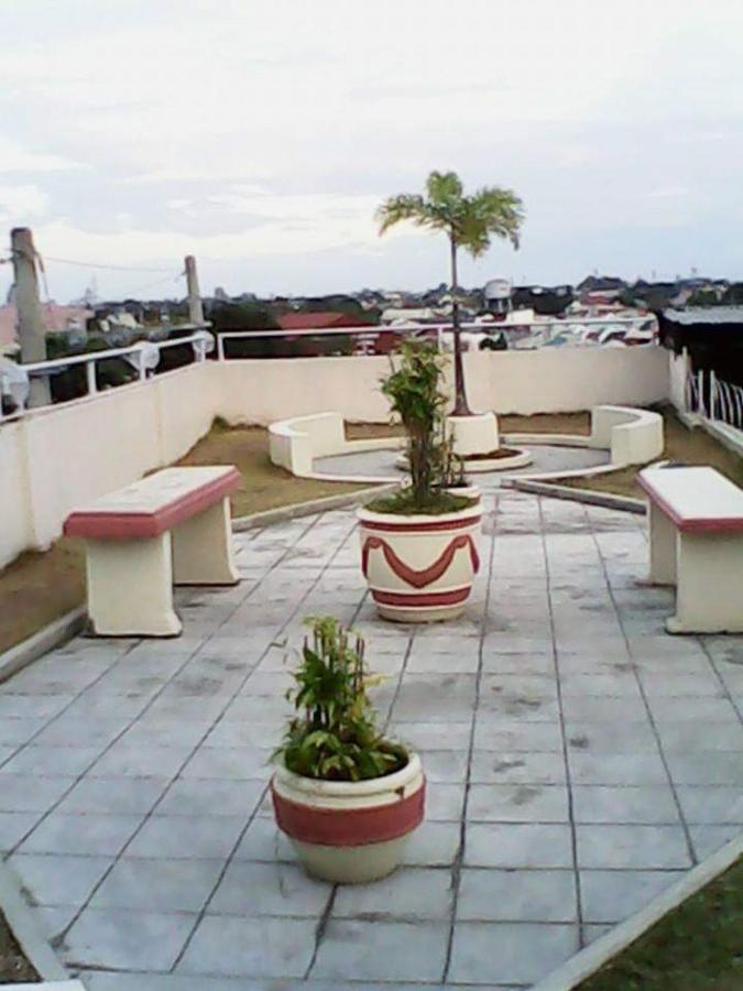 Ekonumi Rooms At Moonwalk Paranaque Paranaque City Dış mekan fotoğraf
